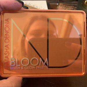Natasha Denona Bloom Blush & Glow Palette